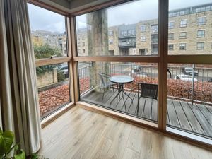 Lounge- click for photo gallery